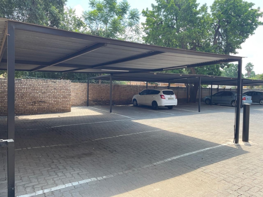 2 Bedroom Property for Sale in Rustenburg Central North West